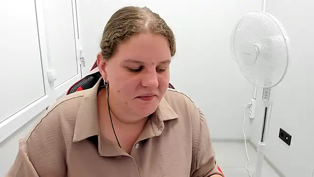 Онлайн чат XXX Bella_shyy_