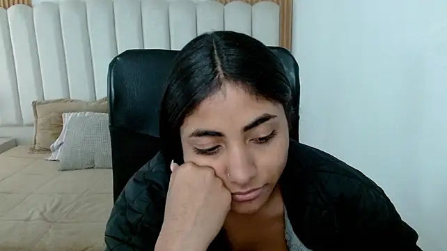 shaneelle live XXX chat