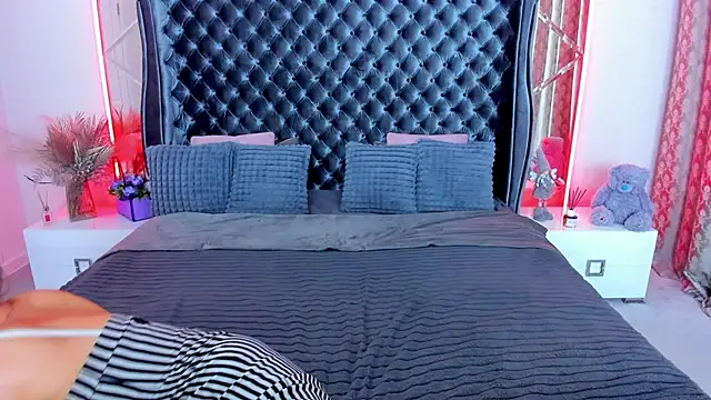 XXX chat uživo modela Rebecca_Diamond