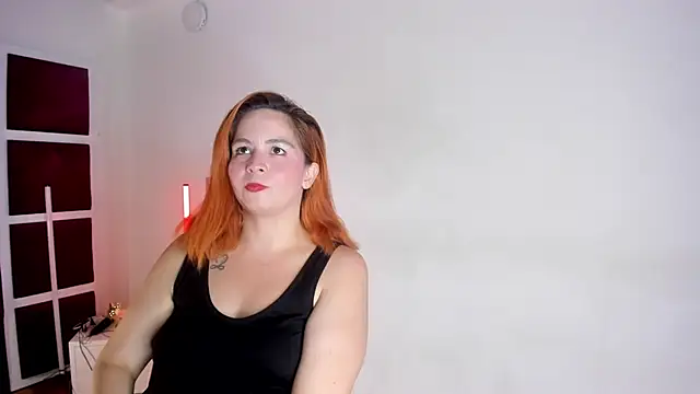 RossMildrey's Live XXX Chat