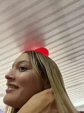 XXX chat uživo modela Ana____