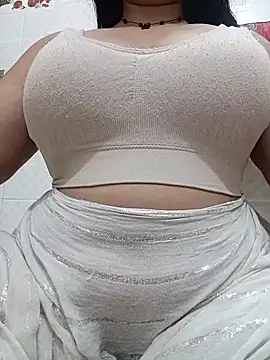 Chat +18 de cute-mahek ao vivo