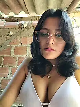 sienna_elara's Live XXX Chat