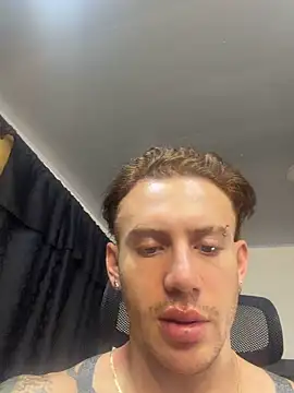 Chat XXX ao vivo de paulthompson_
