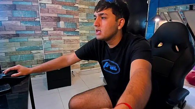 Ian_Grant Live XXX-Chat