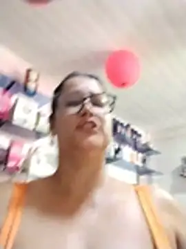 Chat XXX en directo de keilymadam