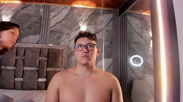 Manson_and_Zoe Live XXX-Chat