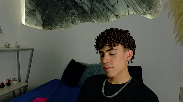 دردشة Monyel_Blake الجنسية المباشرة