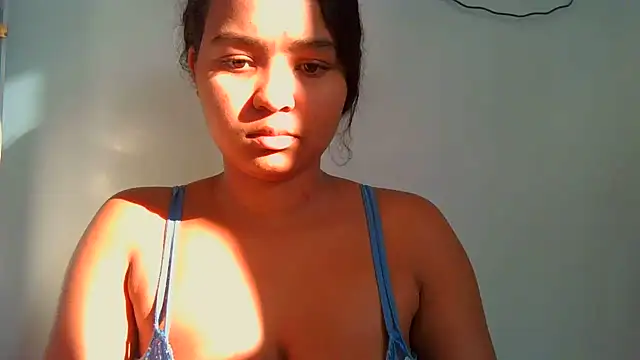 Chat XXX en directo de indianaphrodite1