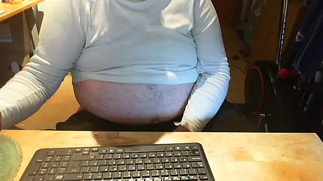 Owned_drone live XXX chat