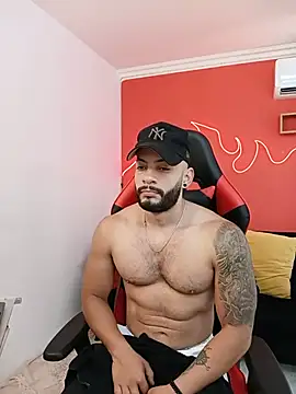 Mike_savage3 Adlı Modelin Canlı XXX Sohbeti