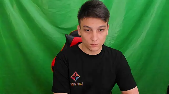 Chat XXX en directo de Justin_time111
