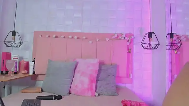 Chat XXX en directo de Mia_collins16