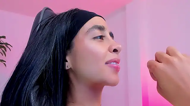 sophierooy22n Live XXX chat