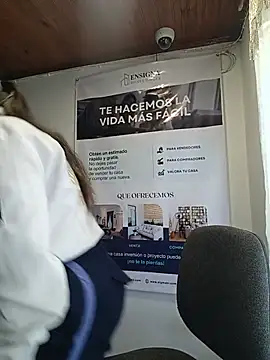 XXX chat uživo modela Valentina--1