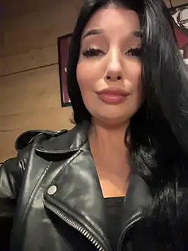Tisha_Busty's Webcam Show