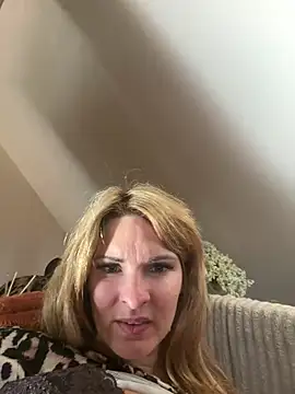 Czat XXX na żywo – kinkysarahx