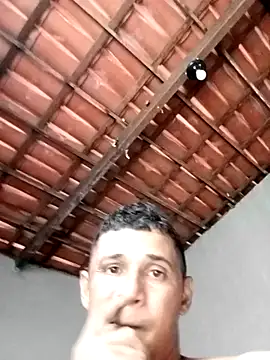 Show de Ericksantos9 na webcam