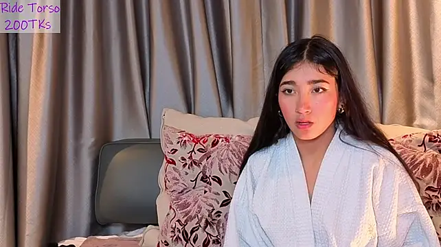 Chat +18 de Mariana_Kalo ao vivo
