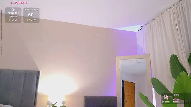 Megaan___ Live XXX-Chat