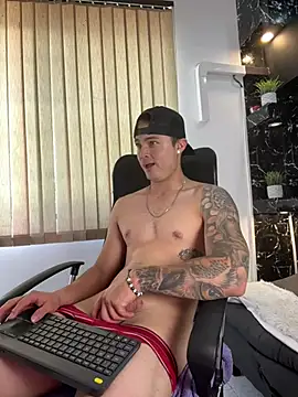 Czat XXX na żywo – Alexander_ferre