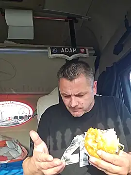 adas- – Naživo XXX chat