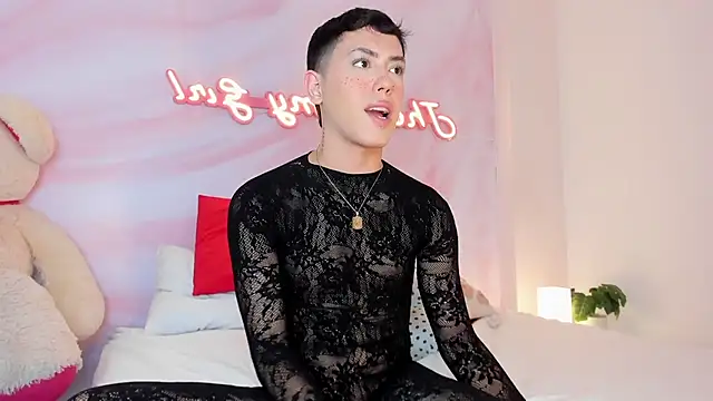 Iam_Caami_ Adlı Modelin Canlı XXX Sohbeti