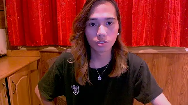 hugecock_kate Webcam Show