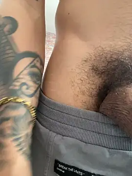 AlphaMasterXxxn Live XXX chat