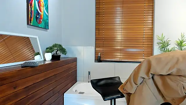 צ'אט XXX בשידור חי של Andy_Joy_