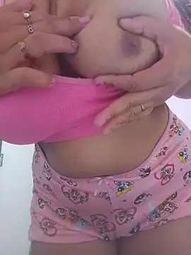 gordinhatudonaa Adlı Modelin Canlı XXX Sohbeti