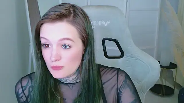 XXX chat uživo modela Yumi_Kiss