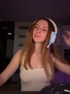 צ'אט XXX בשידור חי של katyydel6