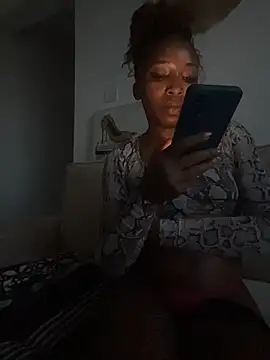 FitEbonyPrincess Chat XXX in diretta