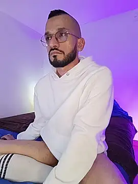 Chat XXX ao vivo de LuckyMarks