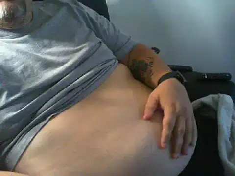 bigcuddlebear69er Live XXX-chat