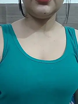 Cute_AyushiiのライブXXXチャット