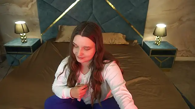צ'אט XXX בשידור חי של MagicPeachh_