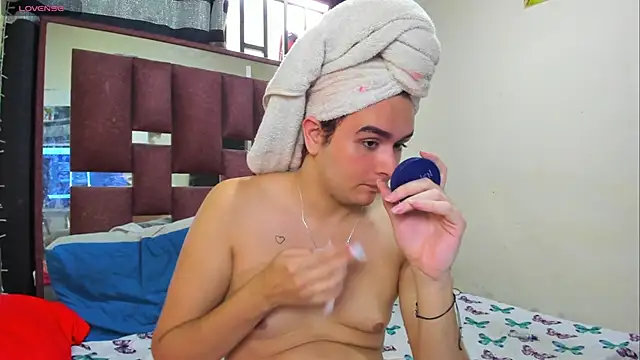دردشة CleoFoxxx_ الجنسية المباشرة