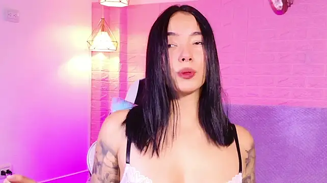 VainillaSecret's Live XXX Chat