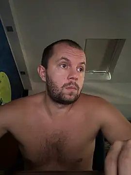 Chat +18 de Dejanaceking ao vivo