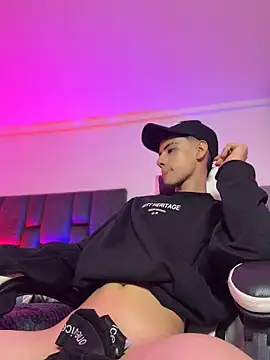 SebastianReed_ Webcam show