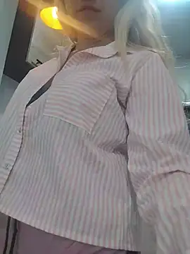 Angelwhite_25's Live XXX Chat