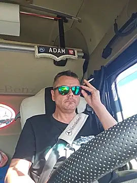 adas- – Naživo XXX chat