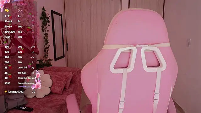 צ'אט XXX בשידור חי של Zadquiel__