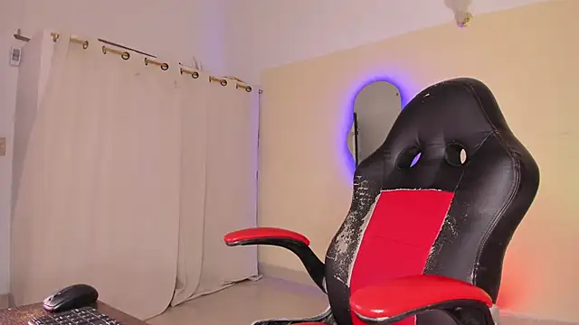 ShairaMassu's Live XXX Chat