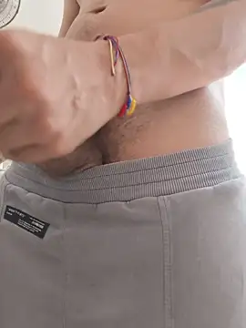 XXX chat uživo modela AlphaMasterXxx