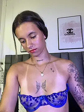JuliaColemann élő XXX-chatje