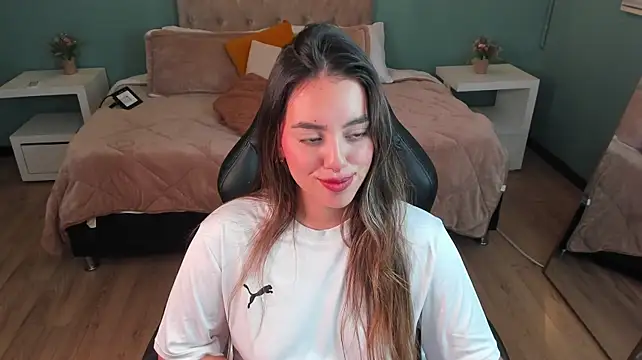 _Charlotte_evans_1 élő XXX-chatje