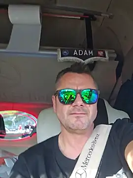 adas- – Naživo XXX chat